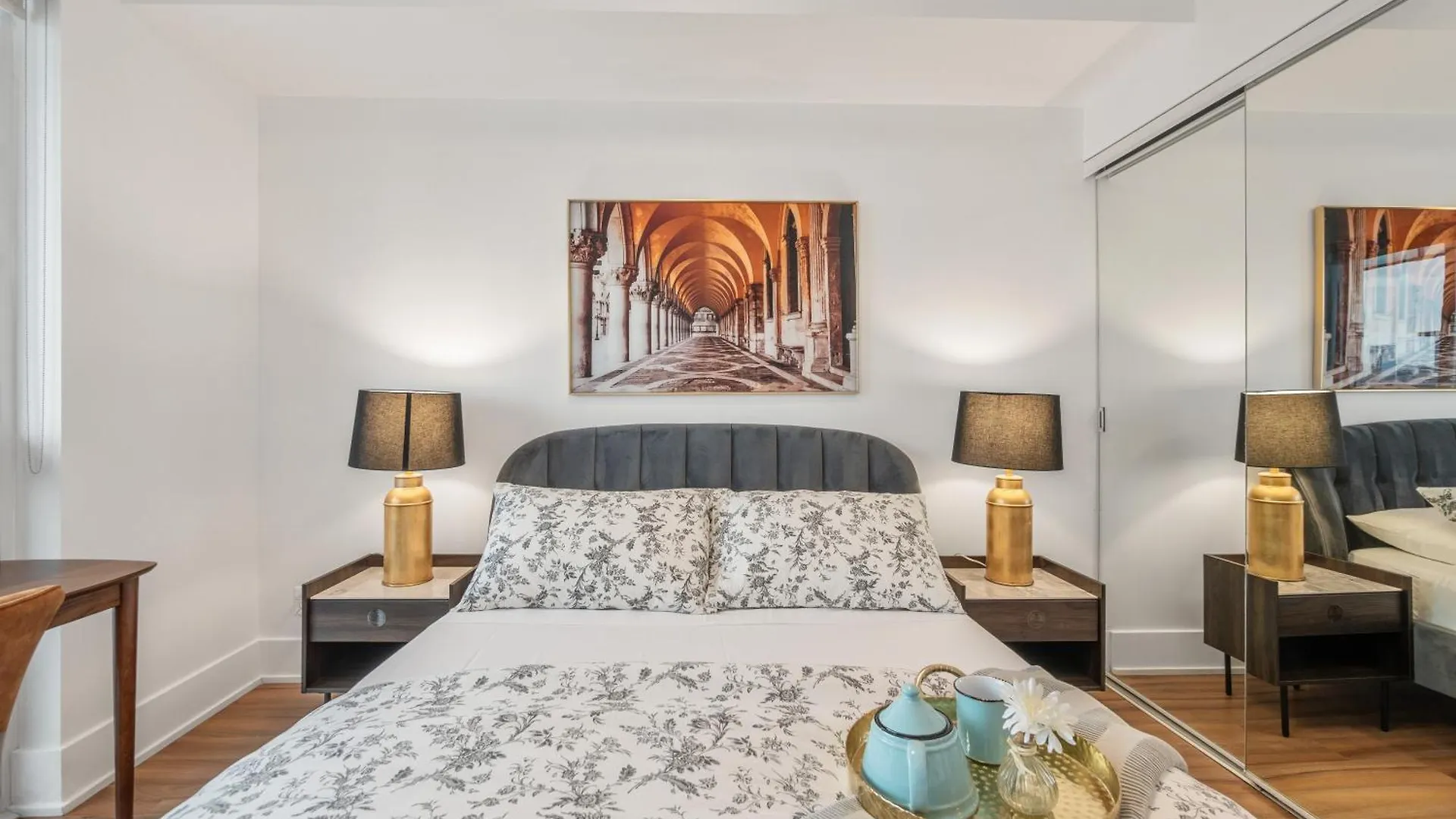Forma Suites - Downtown Toronto - Cn Tower & Rogers Centre Apartment