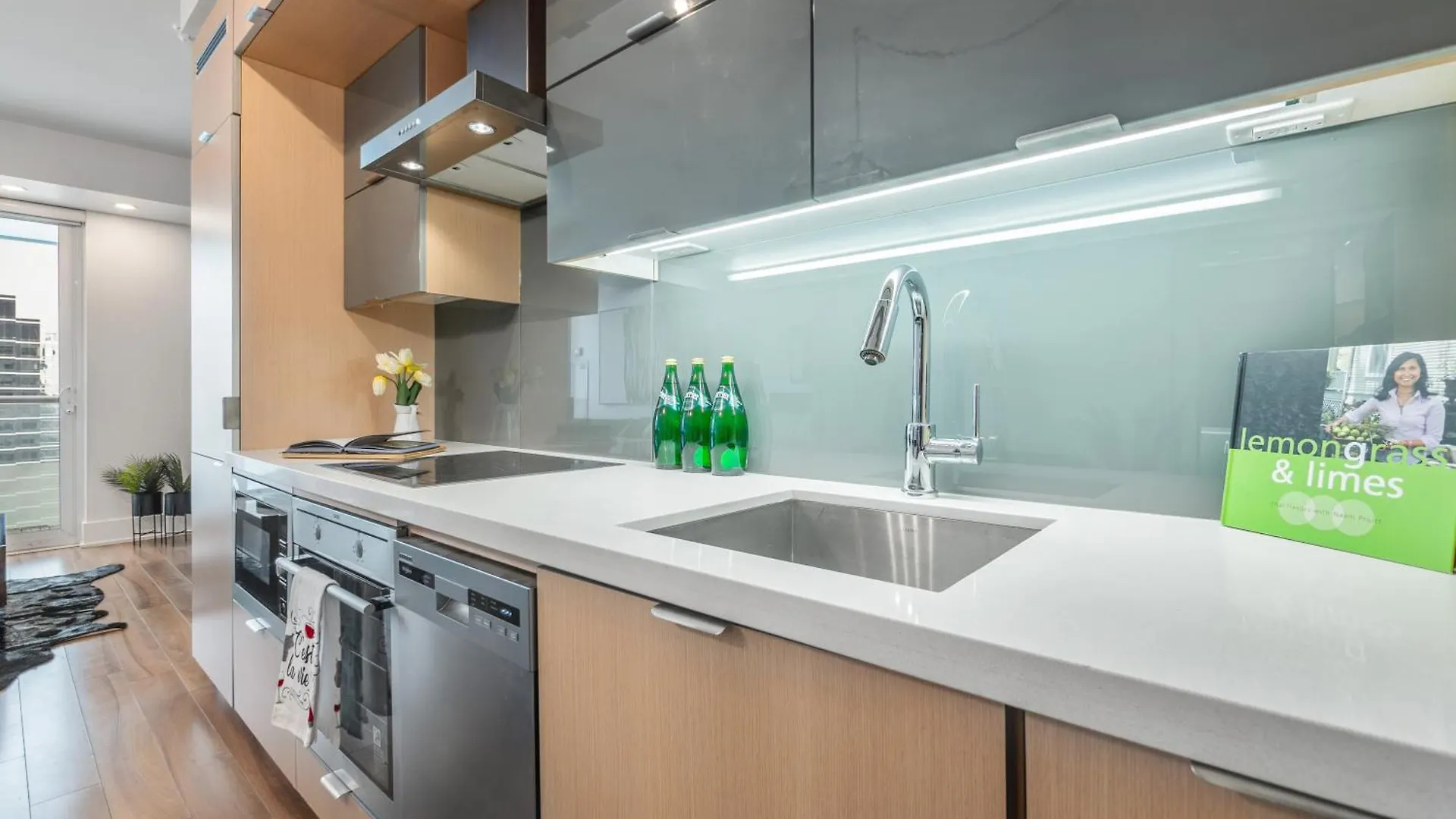Forma Suites - Downtown Toronto - Cn Tower & Rogers Centre