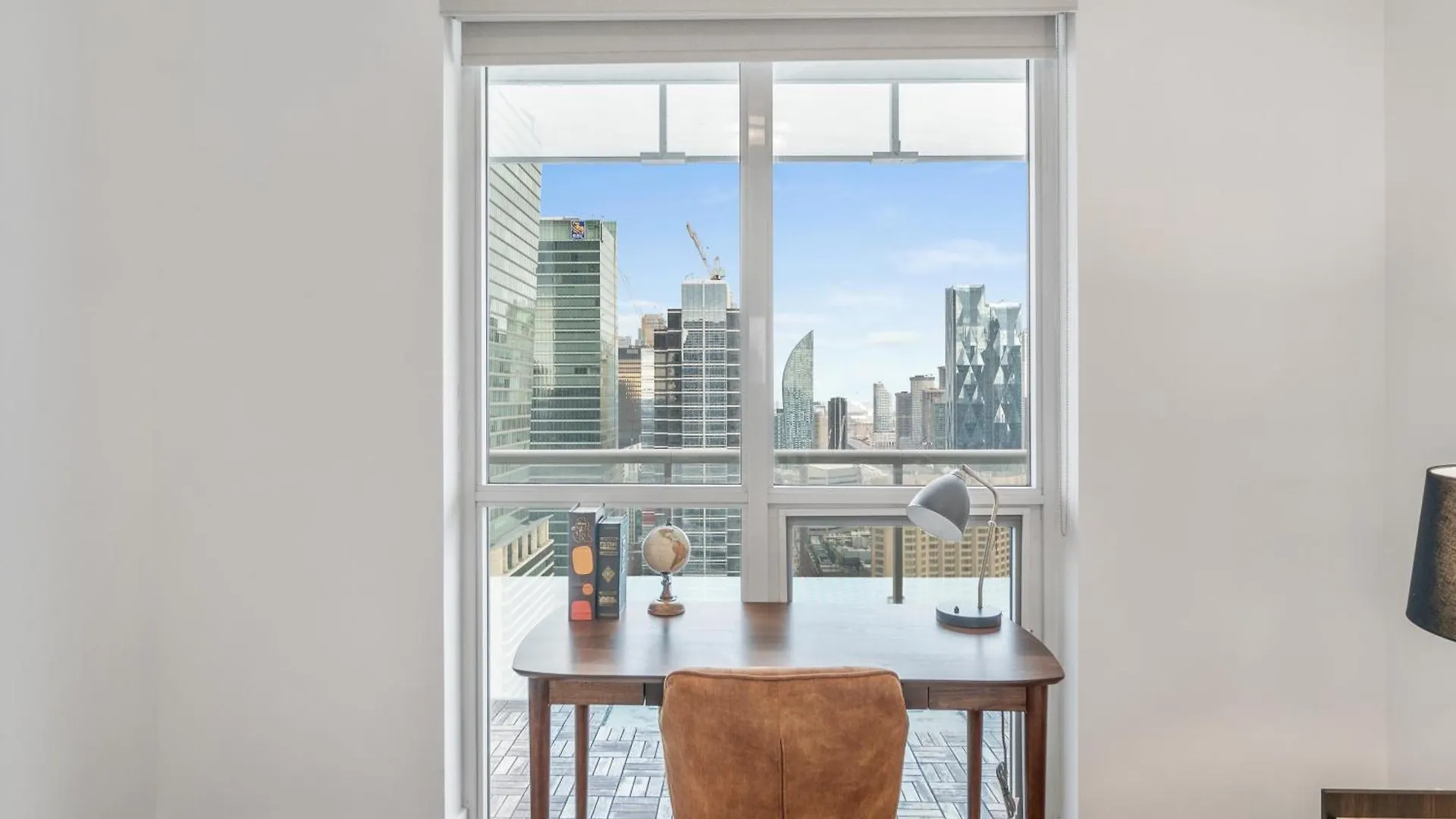 Forma Suites - Downtown Toronto - Cn Tower & Rogers Centre Apartment