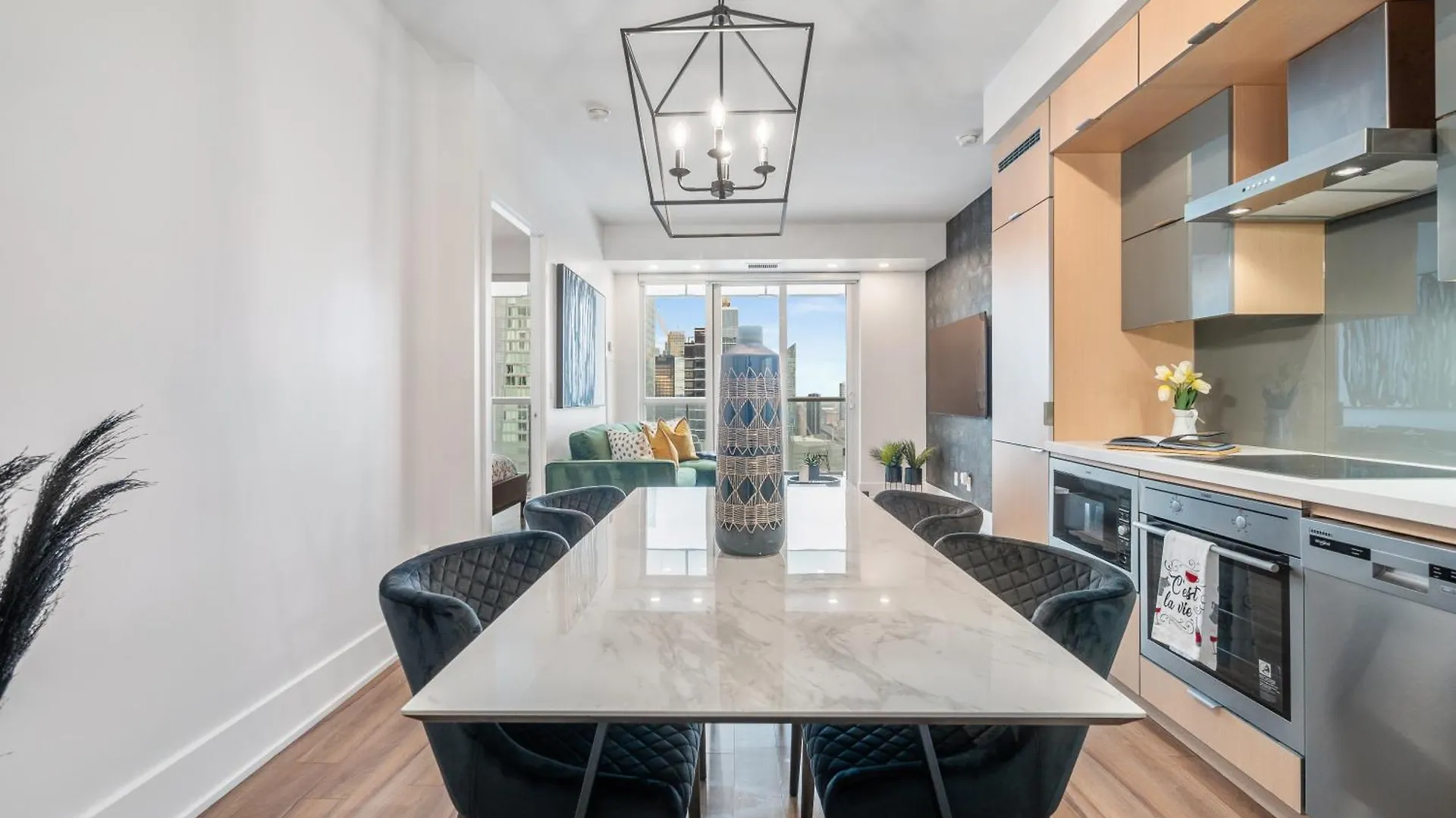 Forma Suites - Downtown Toronto - Cn Tower & Rogers Centre דירה